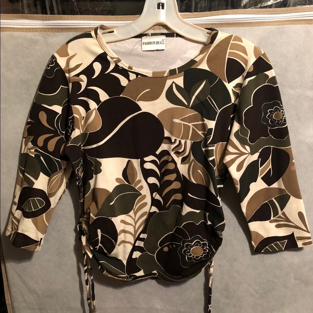 Cute casual top